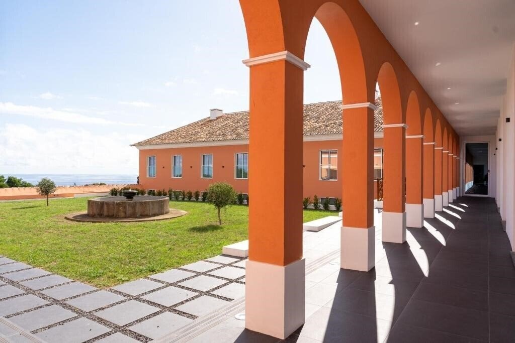 Готель Palacio Santa Catarina 4*