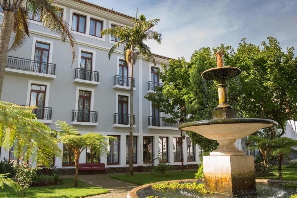 Готель Azoris Angra Garden Hotel 3*
