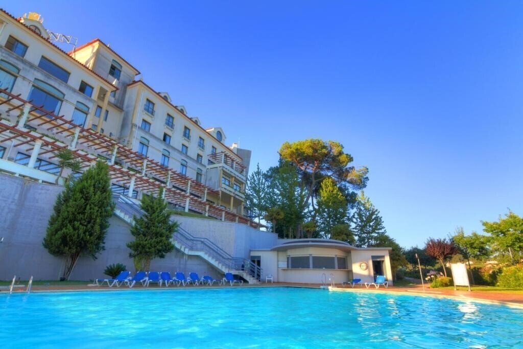 Готель Tulip Inn Estarreja Hotel & SPA (ex. Eurosol Estarreja Hotel & SPA) 4*