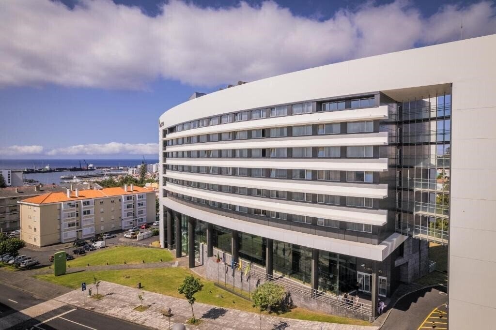 Hotel The Lince Azores Great 4*