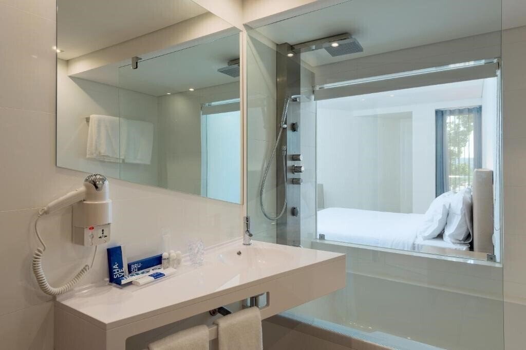 Фотографія TRYP by Wyndham Leiria 4*