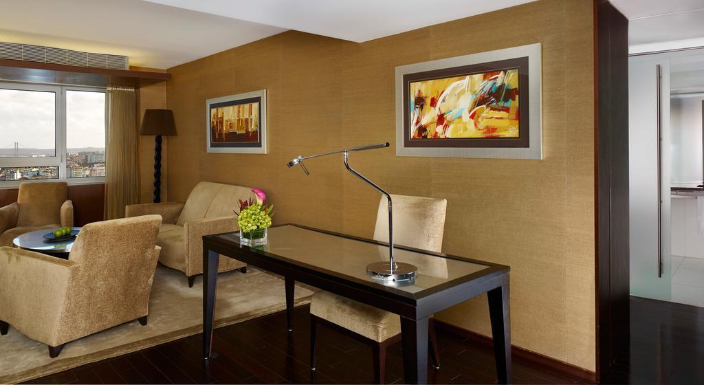 Фотографія Sheraton Lisboa Hotel & SPA 5*