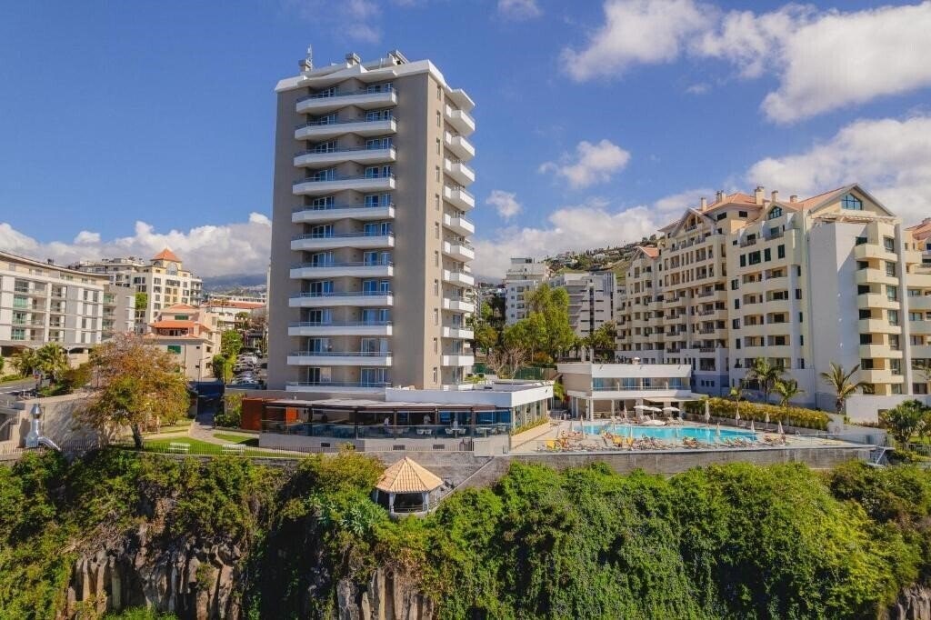 Фото Duas Torres 4*