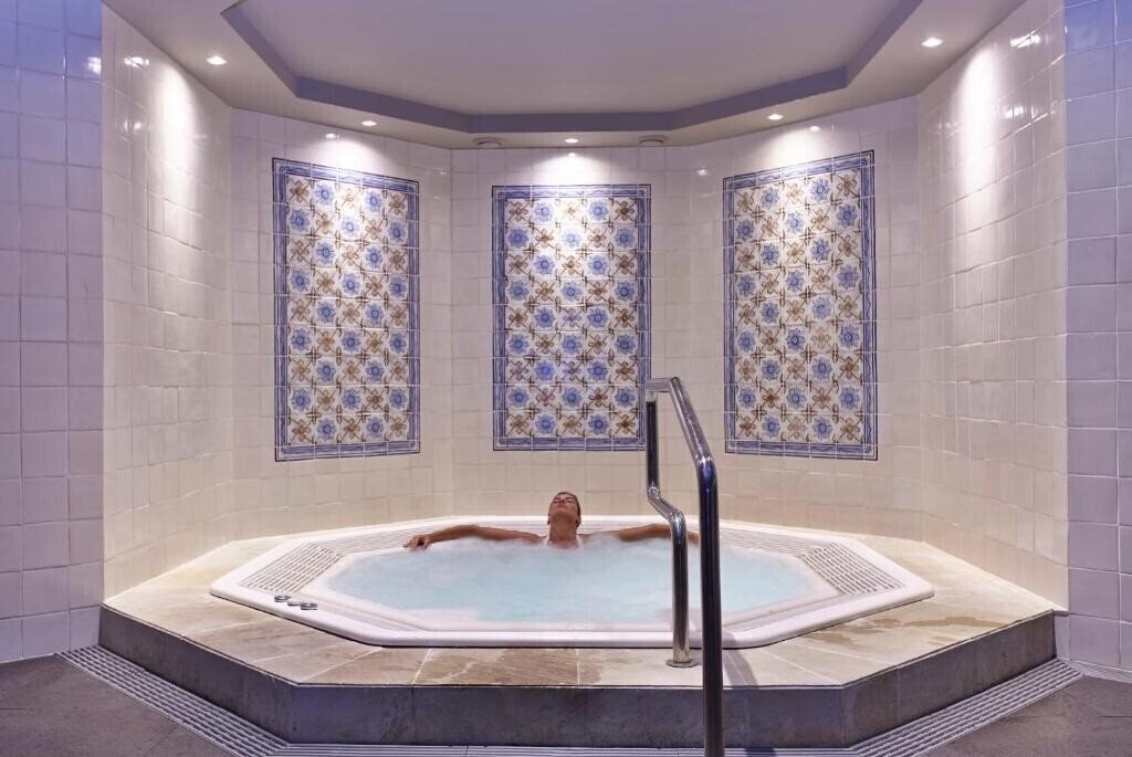 Zdjęcia Cliff Bay 5*