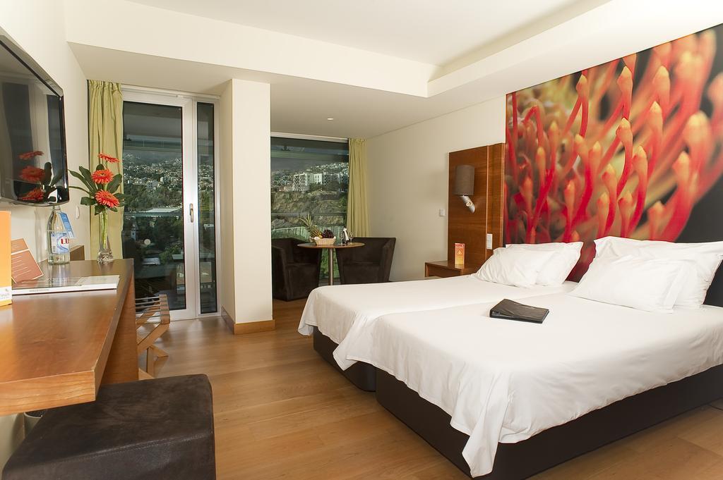 Зображення Four Views Baia 4*