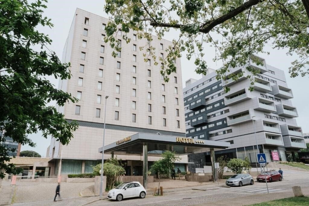Hotel Premium Porto Aeroporto 4*