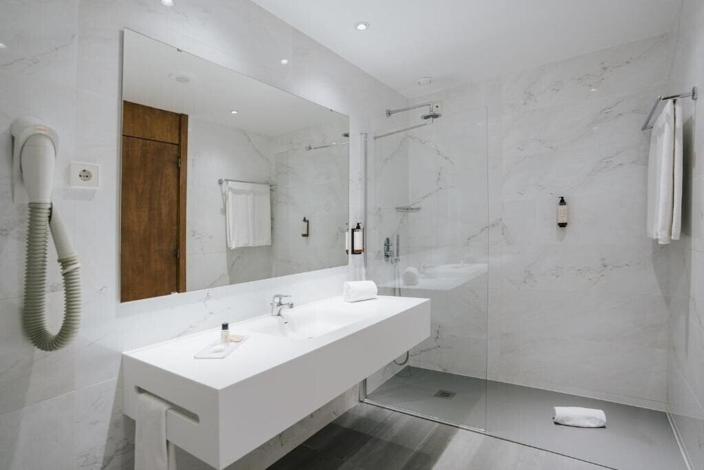 Zdjęcie Premium Porto Aeroporto 4*