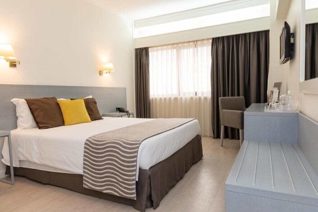 Hotel Black Tulip Porto 4*