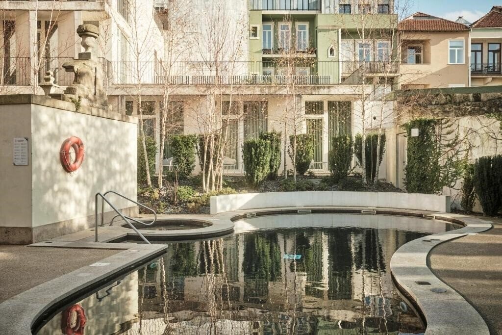Hotel Catalonia Porto 4*