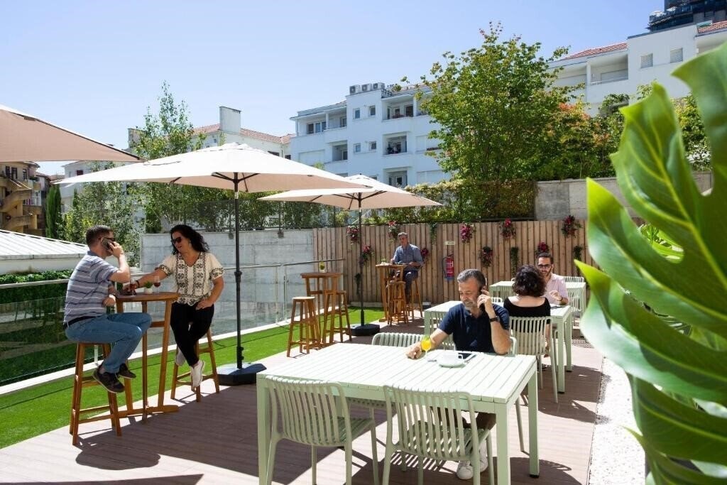 Obraz Casual Raizes Porto 3*
