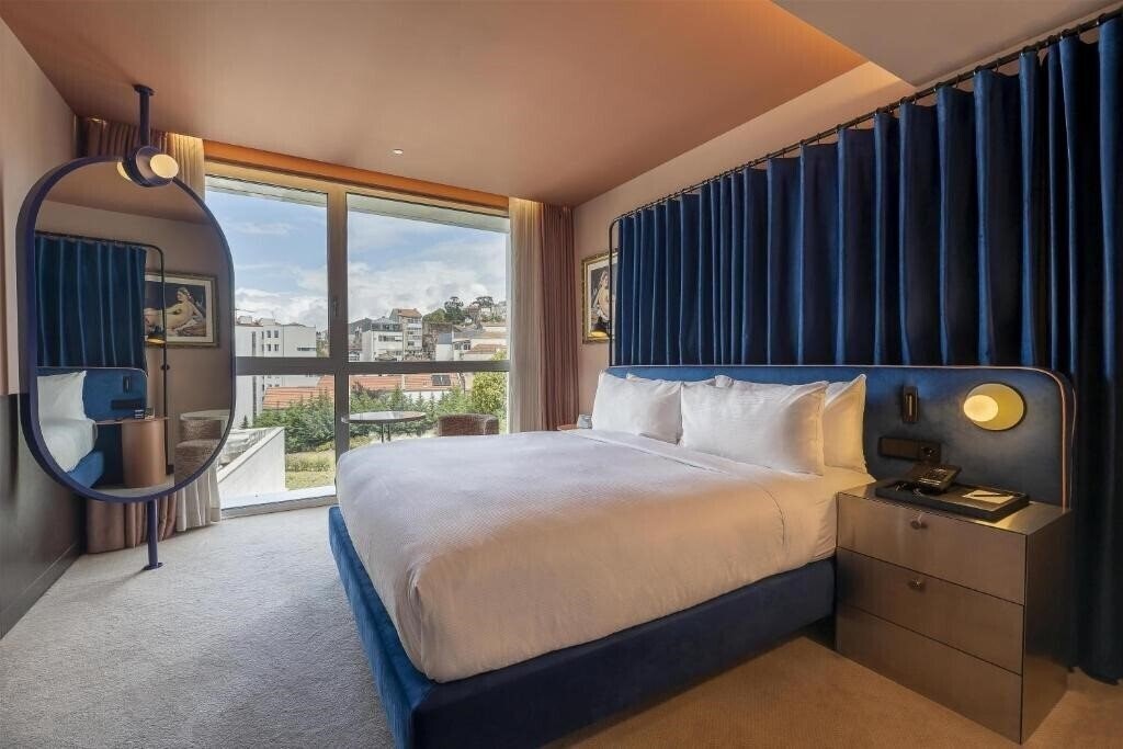 Hotel Cenica Porto Hotel, Curio Collection by Hilton 5*