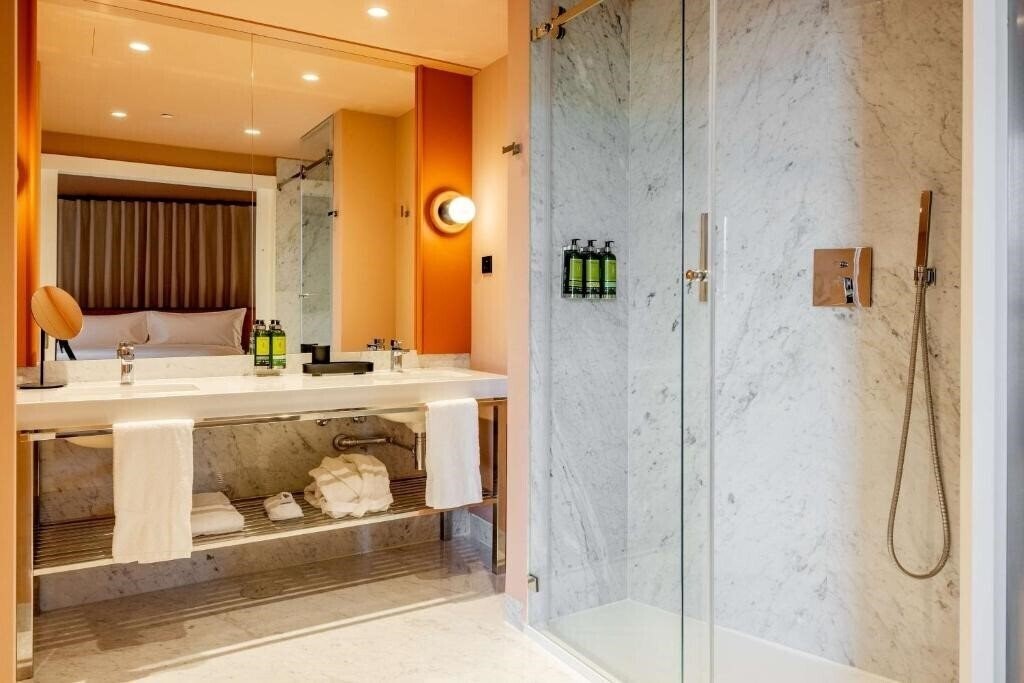 Zdjęcie Cenica Porto Hotel, Curio Collection by Hilton 5*