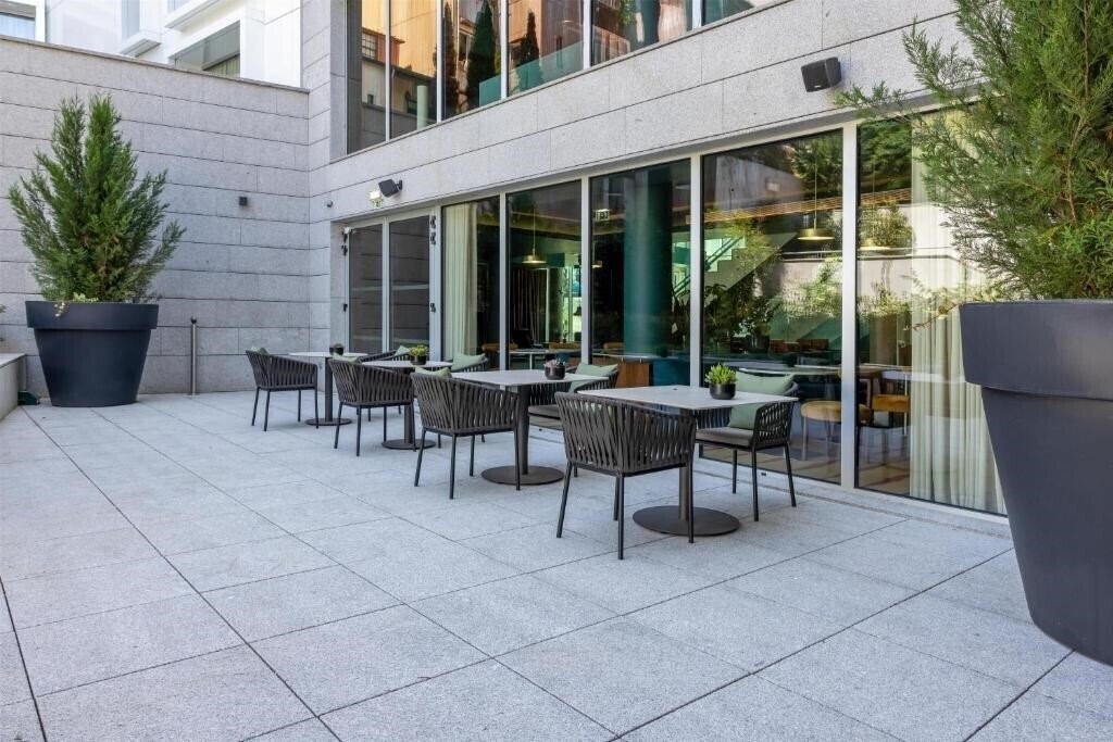 Obraz Cenica Porto Hotel, Curio Collection by Hilton 5*