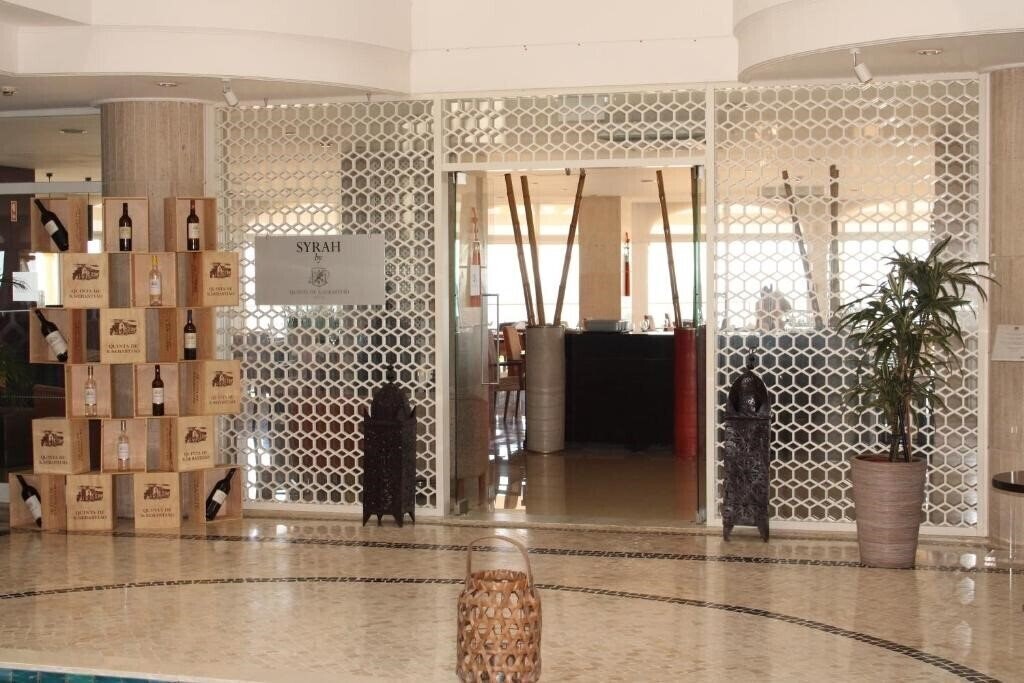 Картинка Ap Oriental Beach Hotel 4*