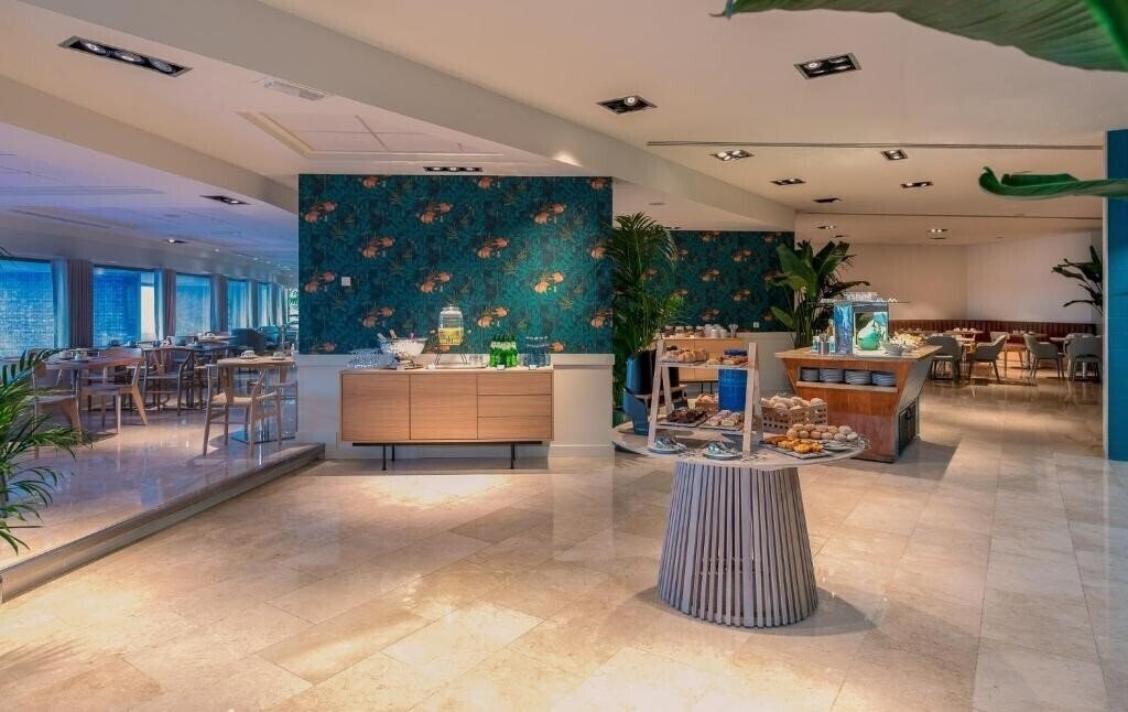 Картинка Sesimbra Oceanfront Hotel 4*