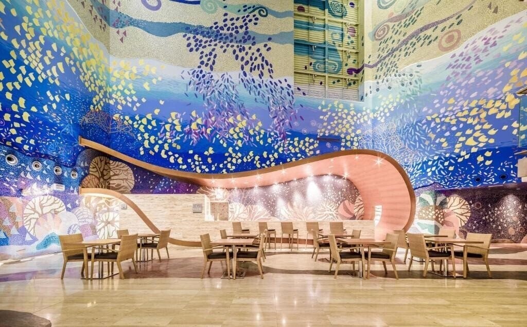 Зображення Sesimbra Oceanfront Hotel 4*