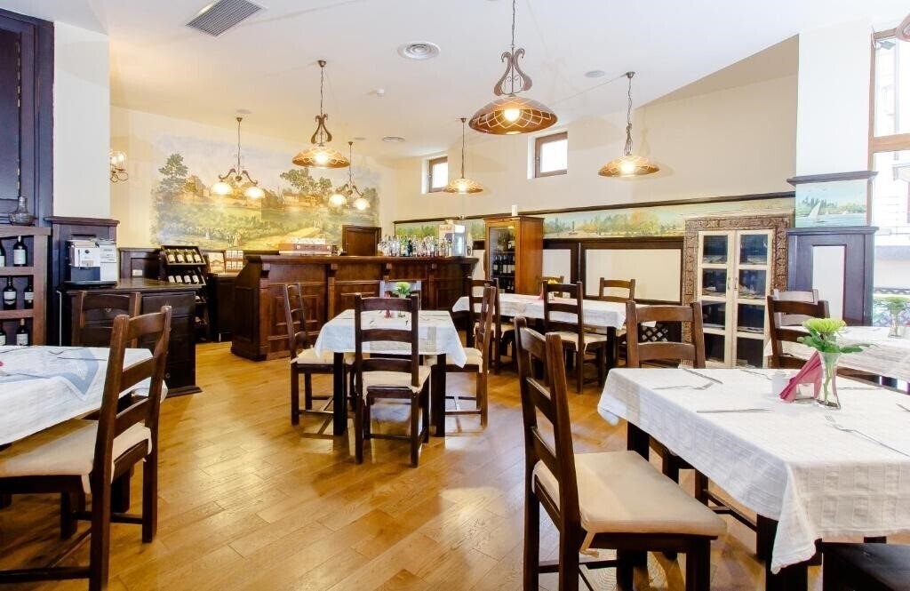 Obraz International Bucharest 4*