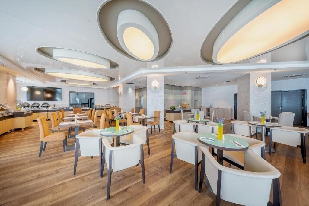 Obraz Bucharest City Unirii Square 4*