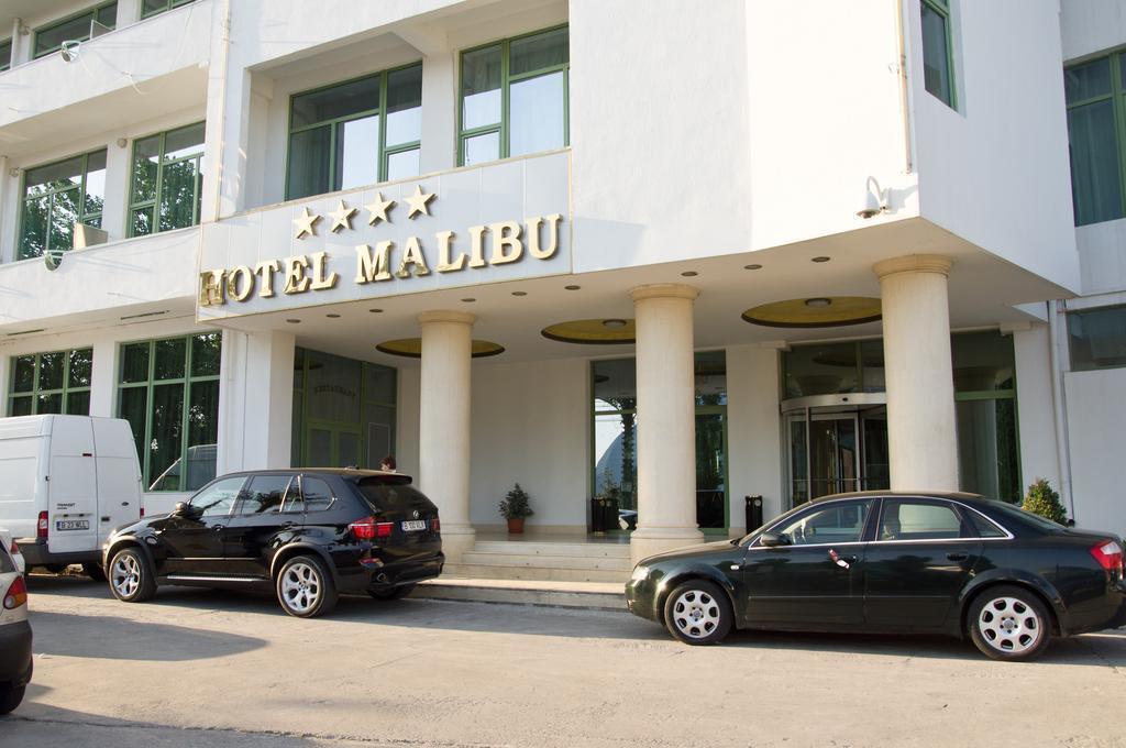 Zdjęcie Malibu 4*