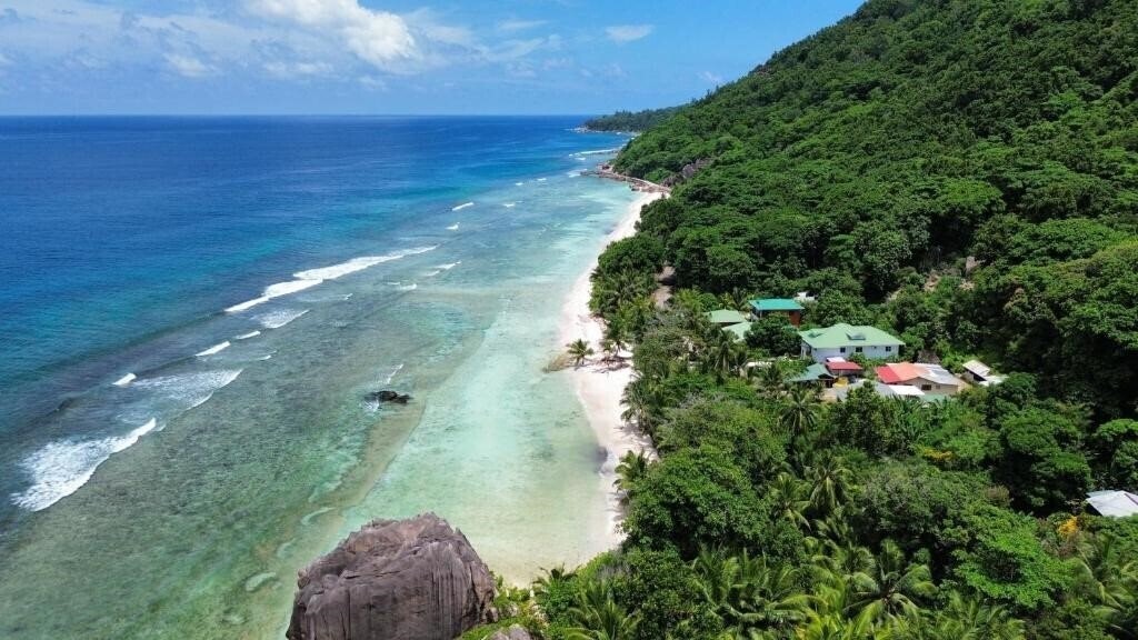 Фотографія Anse Grosse Roche Beach Villa Special Cat. вилла