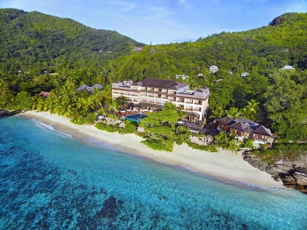 Hotel Double Tree By Hilton Seychelles Allamanda Resort & SPA 4*