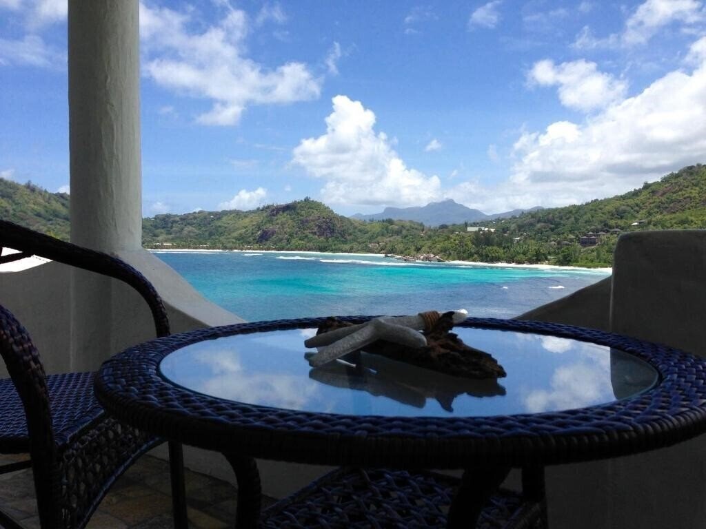 Hotel Lazare Picault 2*