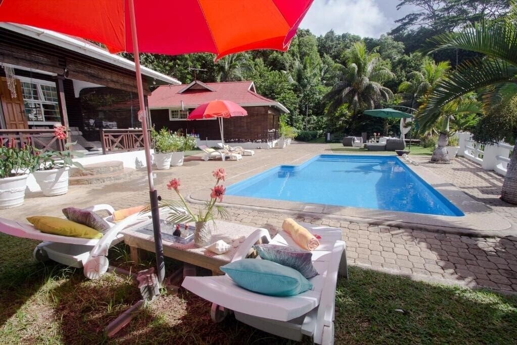 Hotel Kokogrove Chalets 3*