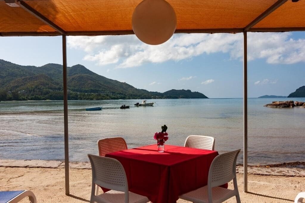 Готель Sea View Lodge 3*