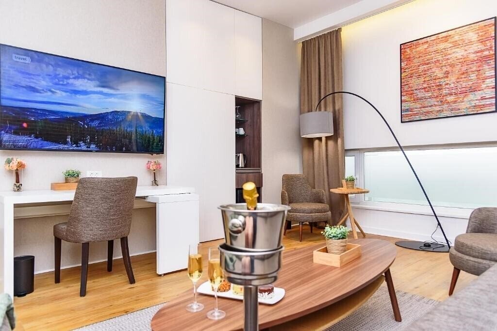 Фотография Belgrade Inn Garni 4*