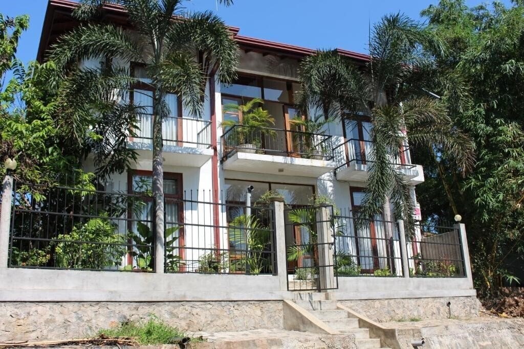 Фото Hotel Villa Kapuru 3*