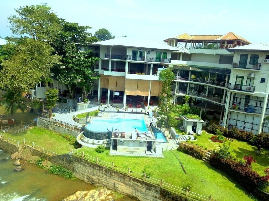 Отель Hotel Elephant Bay 4*