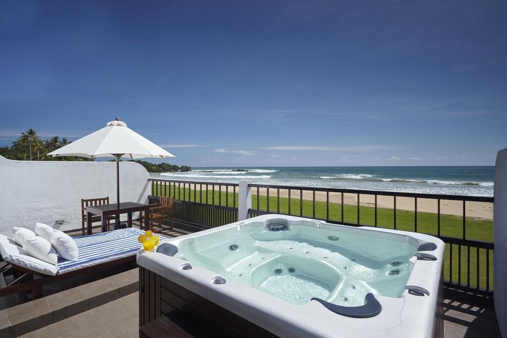 Картинка Ekho Surf (ex. The Surf Bentota) 4*