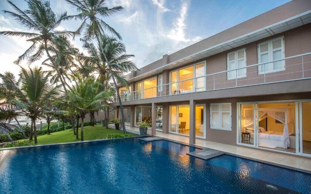 Obraz The Sandals By Edwards Collection 5*