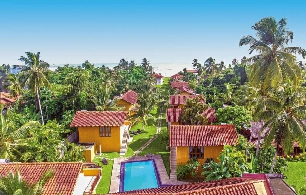 Hotel Muthumuni Beach Resort. 3*