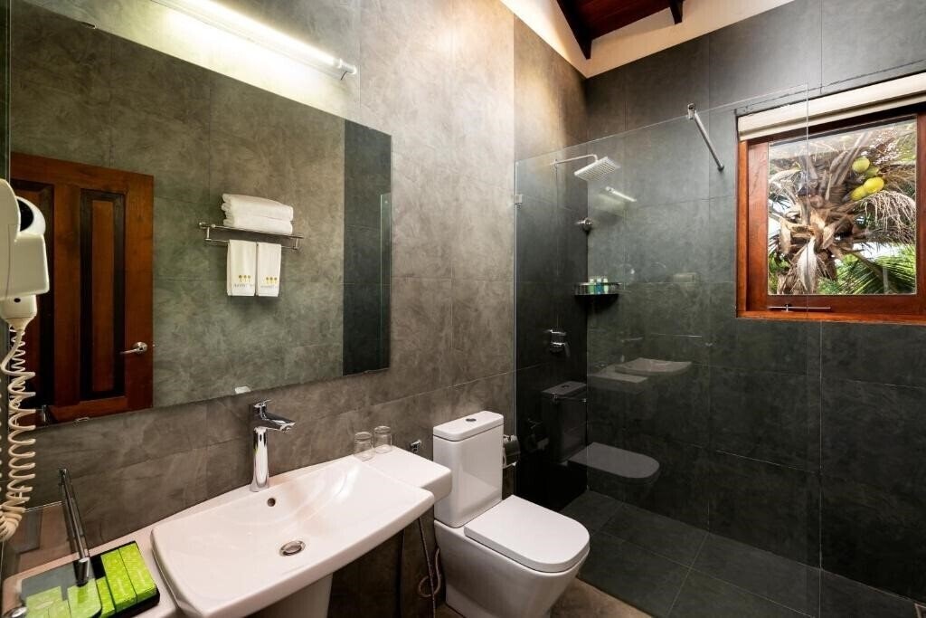 Zdjęcie The Thinnai Hotel (All Suite Boutique) 1*