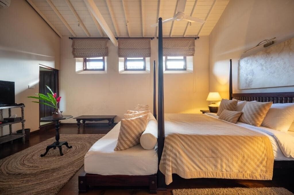 Зображення Taru Villas Lighthouse Street 5*