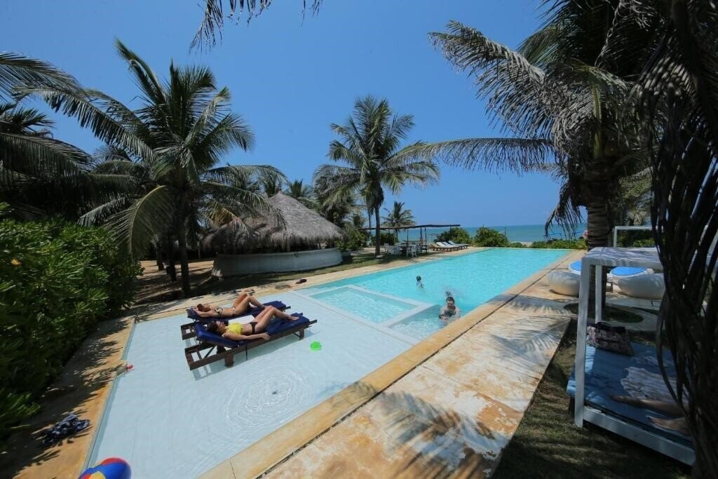 Hotel Dolphin Beach 4*