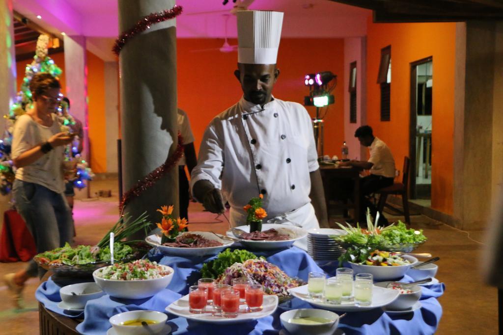 Zdjęcia Ranmal Beach 3*