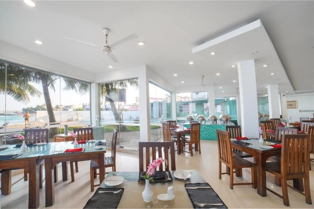Изображение Hikkaduwa Beach 3*