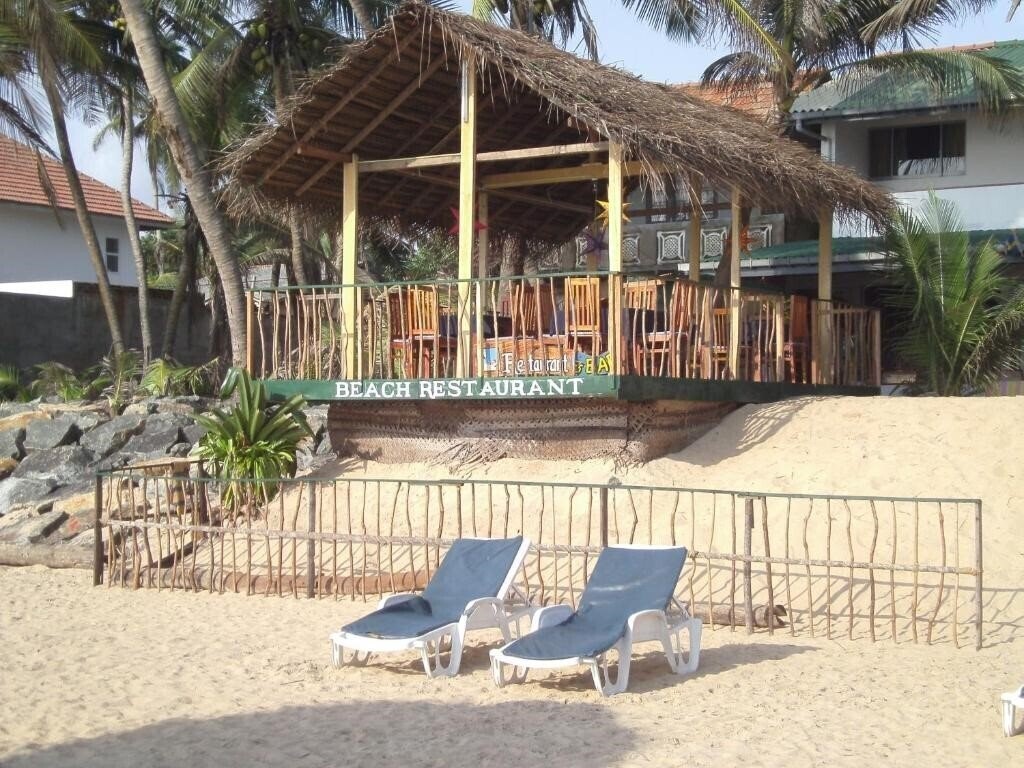 Hotel White Pearl Beach 3*