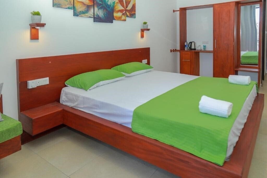 Zdjęcie Travellers Hotel Hikkaduwa 3*