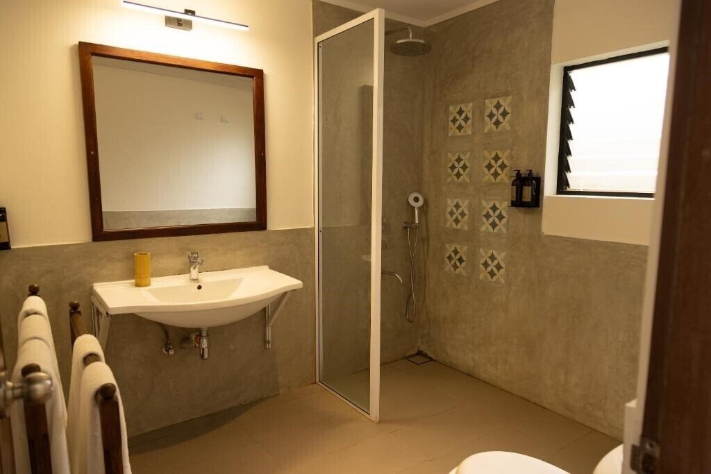 Zdjęcie Neevana Boutique Hotel Hikkaduwa 4*