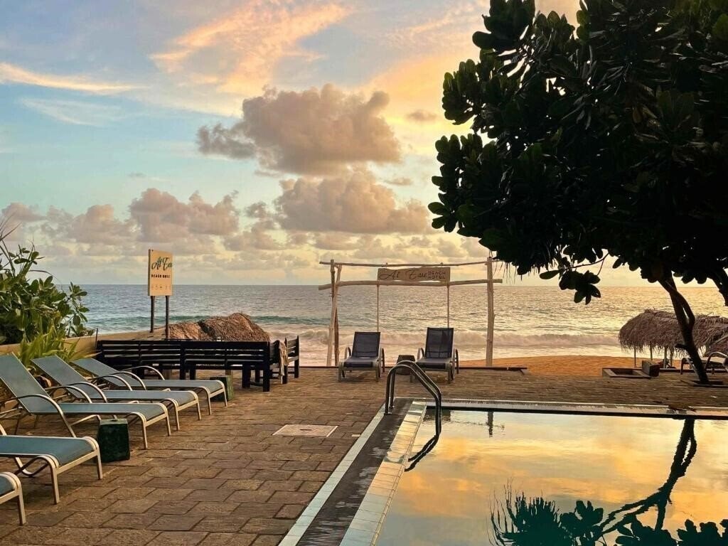 Hotel At Ease Beach Hotel 3*