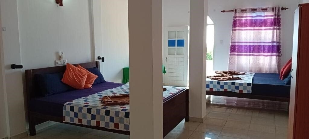 Obraz Universal Beach 2*