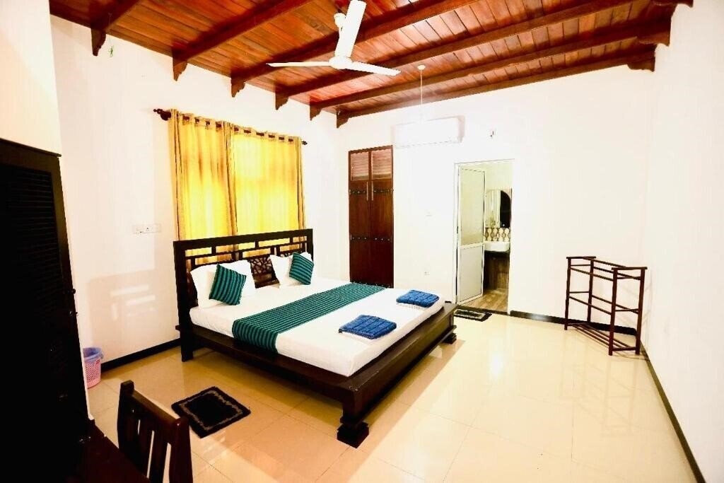 Hotel White Horse Hikkaduwa 3*