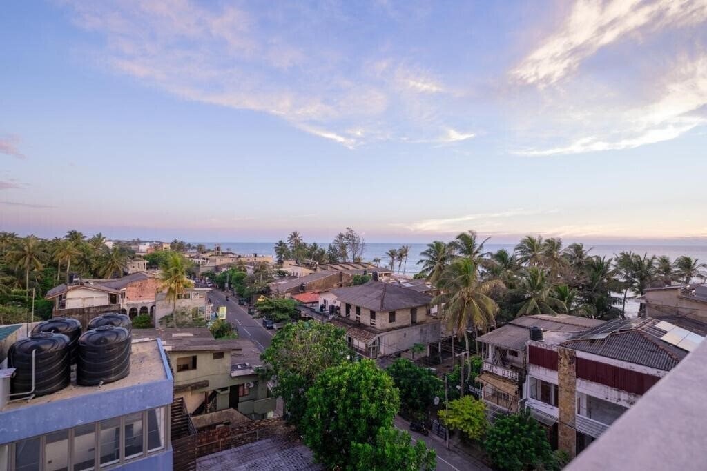 Hotel Emerald Resort Hikkaduwa 3*