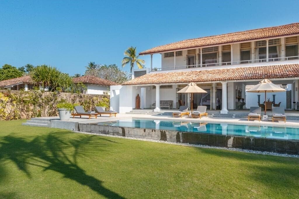 Zdjęcie Villa Ahasa 4*