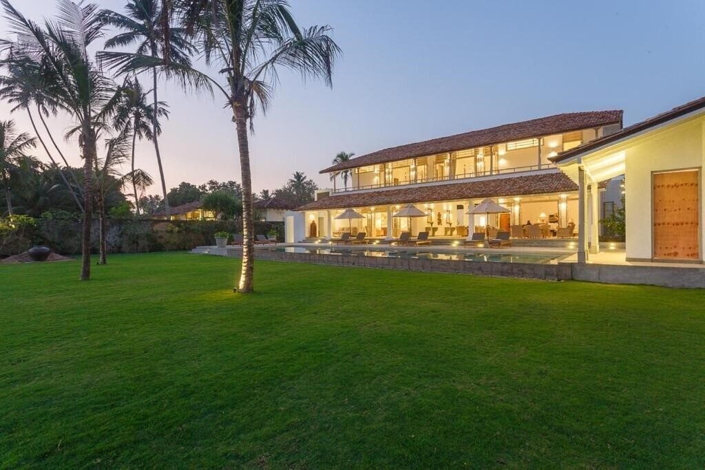 Zdjęcie Villa Ahasa 4*