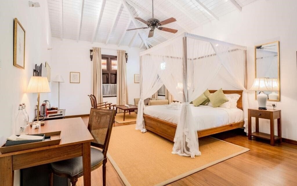 Zdjęcia Lotus Estate Colombo Villa вилла