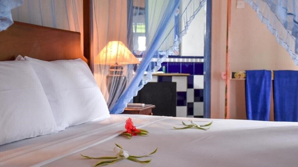 Фото Palace Mirissa 3*